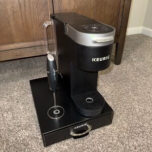 Keurig Coffee Machine & Accessories